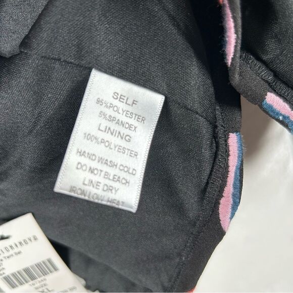 Fashion Nova Black Embroidered Bohemian Cropped Tie Wrapped Bustier NWT XL - Picture 8 of 9